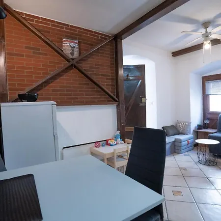 Apartment Old Town Apartment, 50m From Sea Lovran
